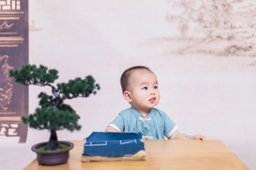 白山宝宝喉咙长泡发烧 白山宝宝喉咙长泡发烧